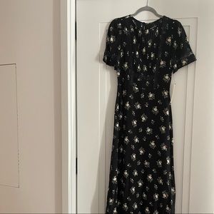 Reformation sz 6 floral black/white maxi dress NWT